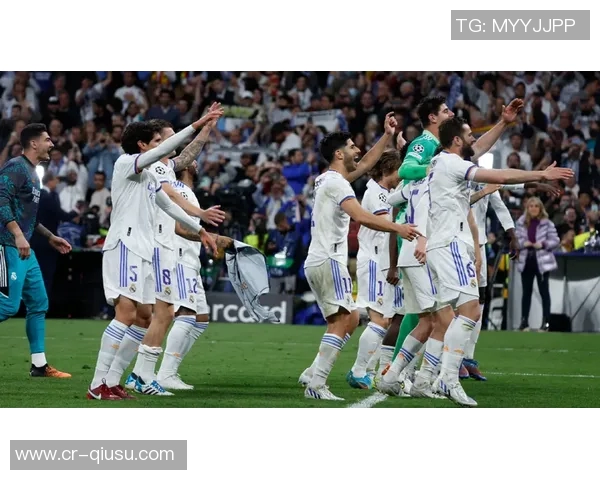 多库社媒欢庆客场逆转皇马胜利赞美今夜的辉煌时刻