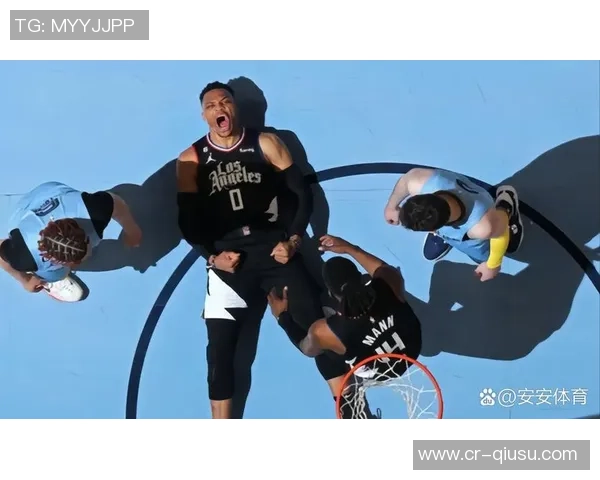 双煞联手发威巴恩斯高效23分凯尔登贡献18分7篮板助球队逆转胜利 双煞联手发威巴恩斯高效23分凯尔登贡献18分7篮板助球队逆转胜利