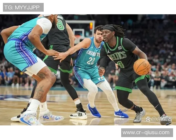 怀特末节爆发砍下14分全场贡献16分5板7助3断1帽正负值高达14