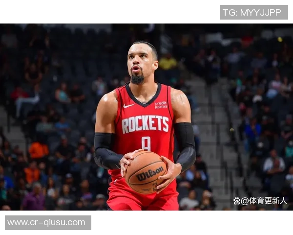 狄龙称赞布克进攻更具侵略性并找到创造罚球机会的有效方法