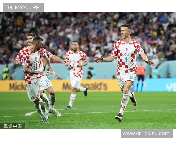 佩里西奇传中助攻布翁乔尔诺头球乌龙埃因霍温迅速扳平比分 佩里西奇传中助攻布翁乔尔诺头球乌龙埃因霍温迅速扳平比分